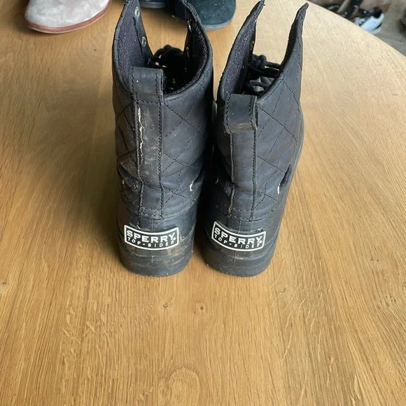 Size 7 sperry rain boots duck boots - Picture 3 of 5